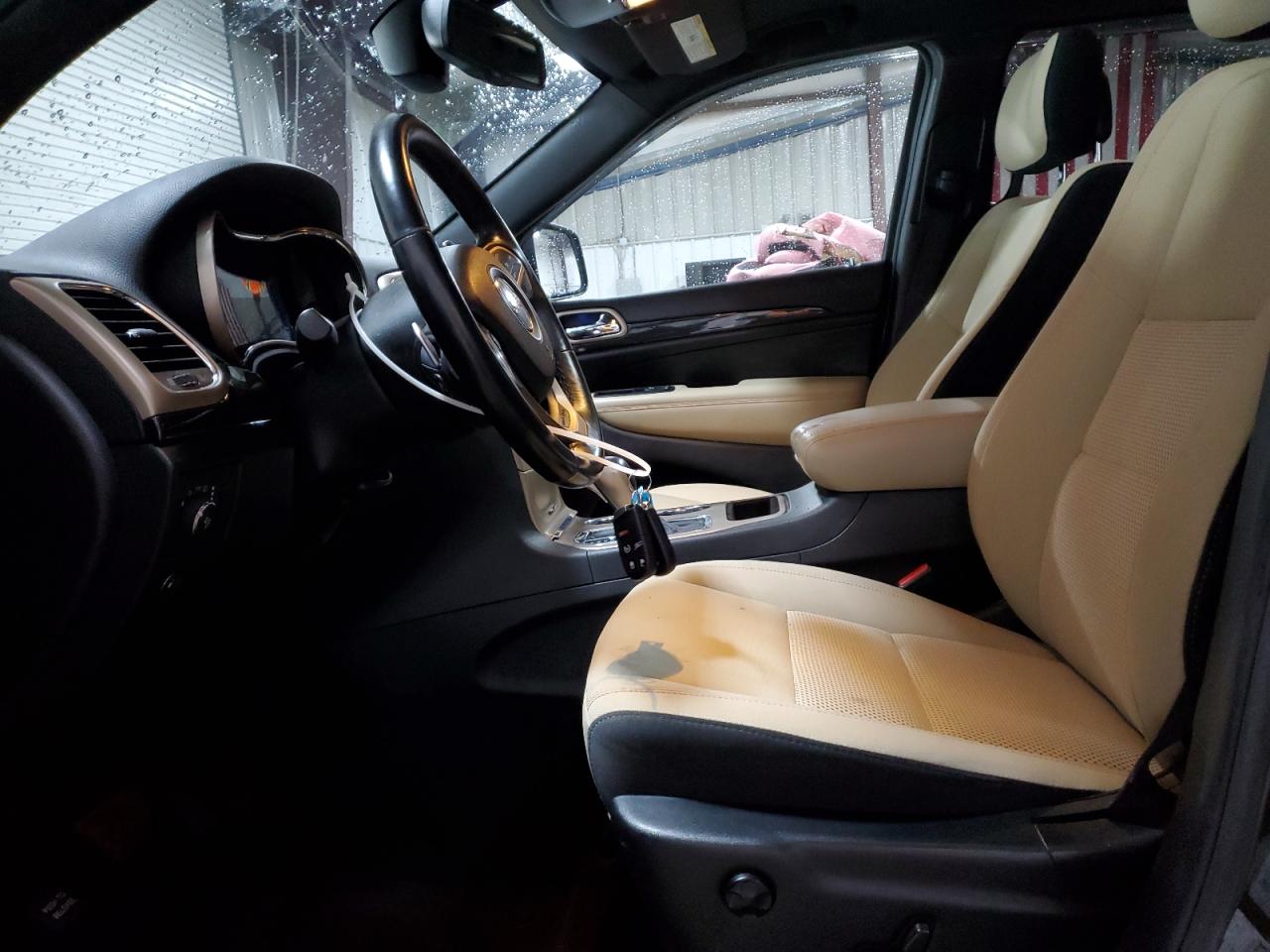 JEEP GRAND CHEROKEE LAREDO