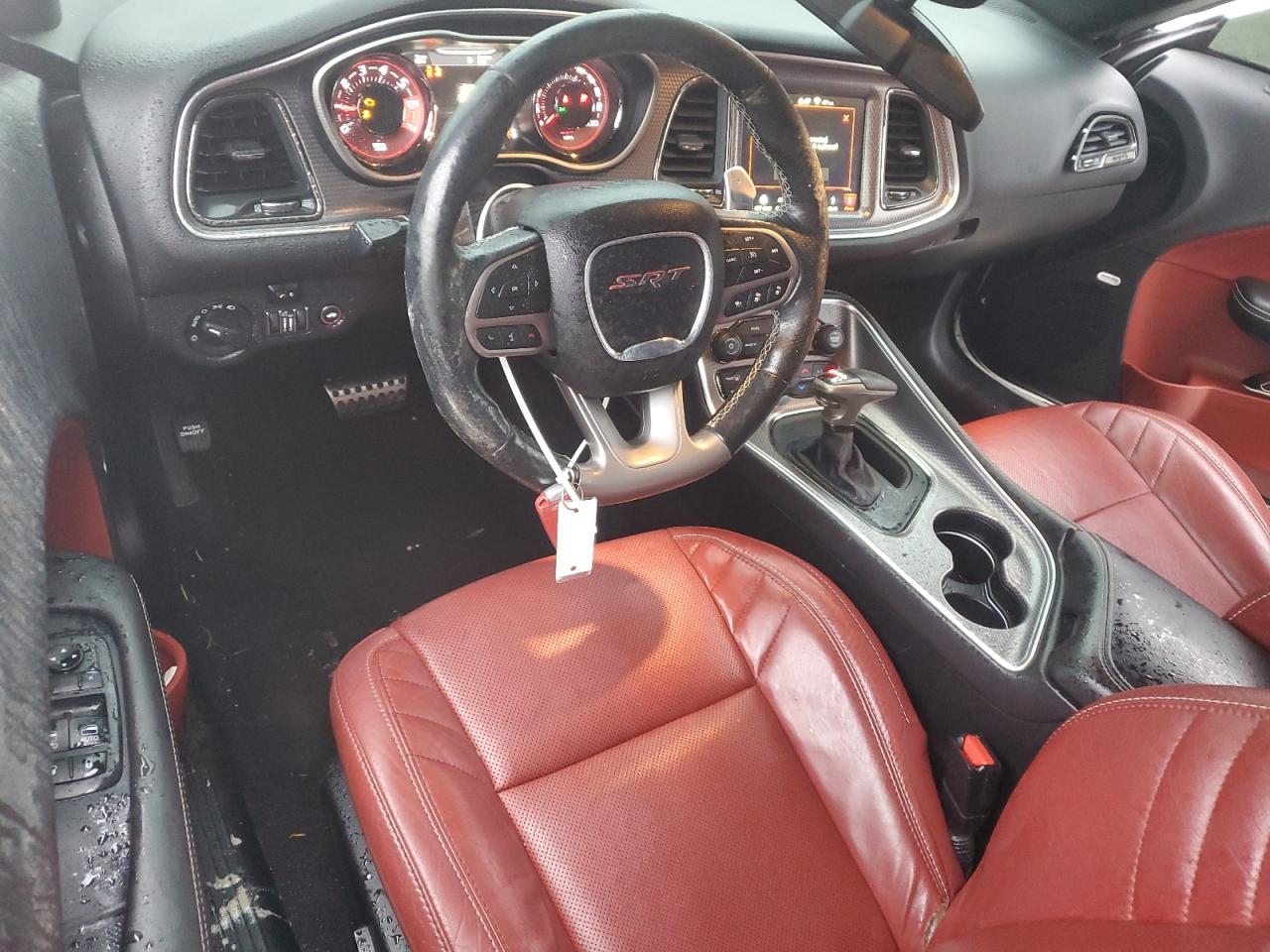 DODGE CHALLENGER SRT HELLCAT