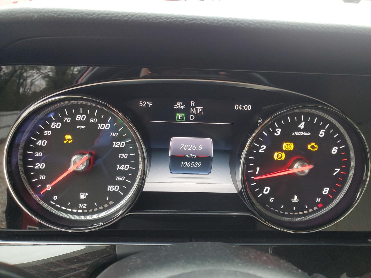 MERCEDES-BENZ E-CLASS 300