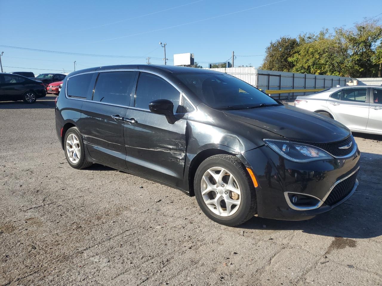 CHRYSLER PACIFICA TOURING PLUS