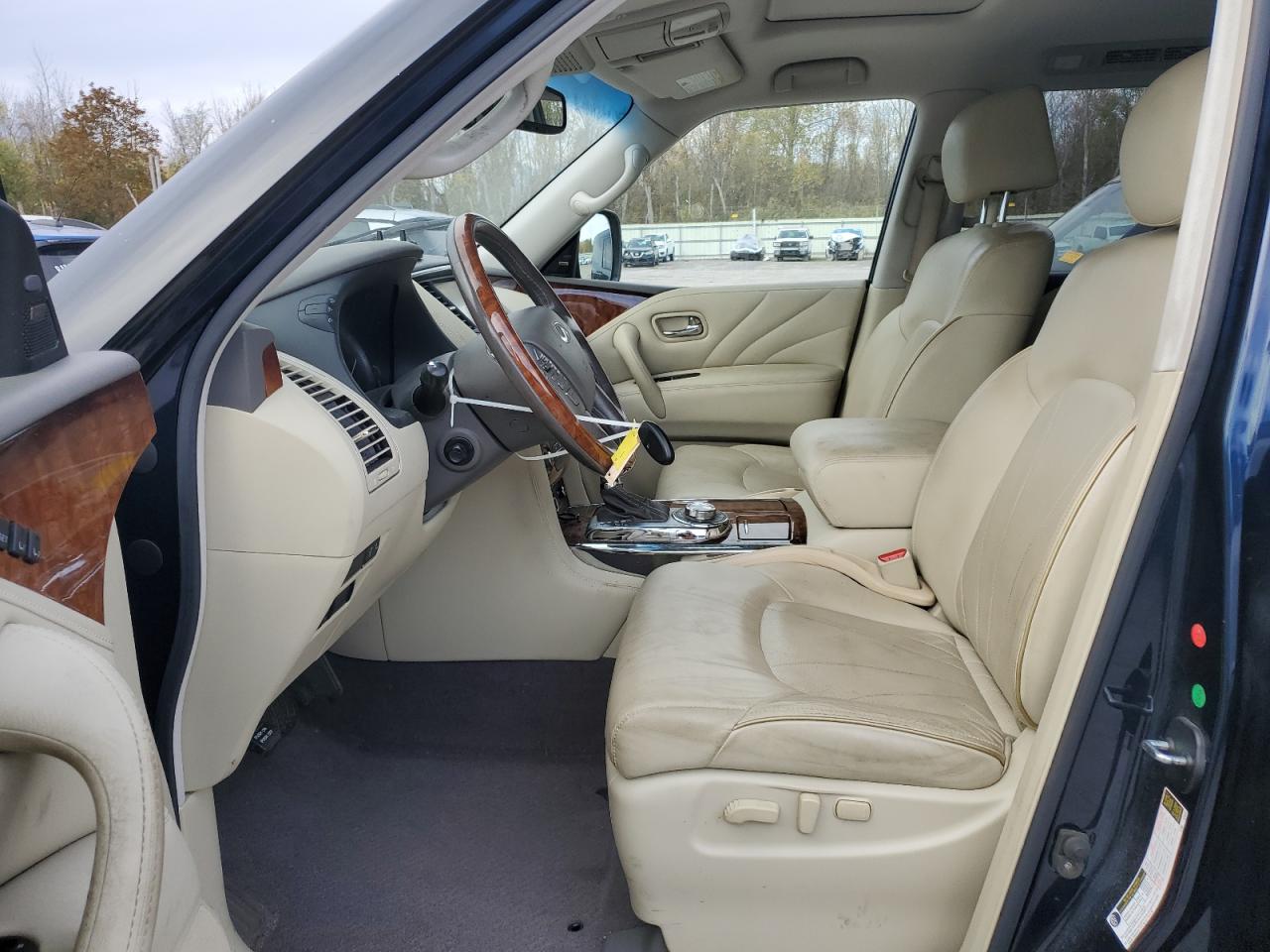 INFINITI QX80 BASE