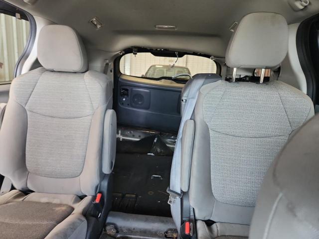 2021 TOYOTA SIENNA LE - 5TDKRKEC4MS016380