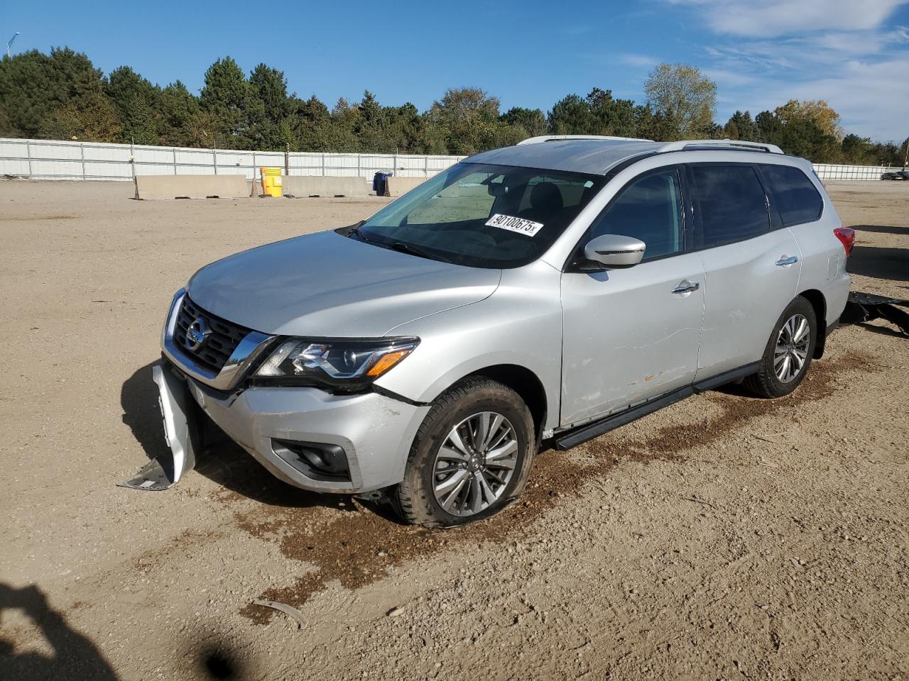 NISSAN PATHFINDER SV
