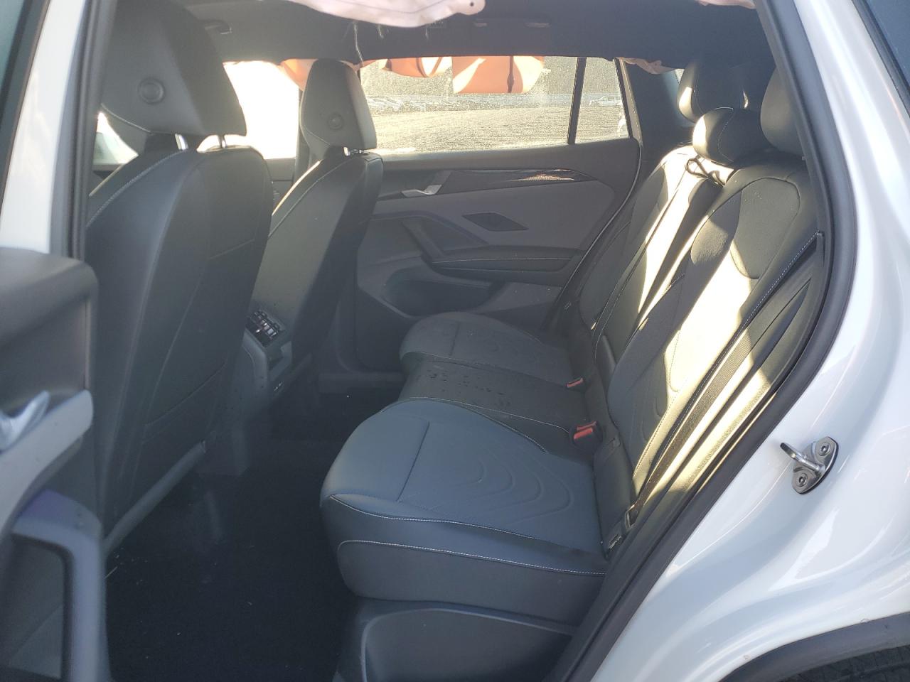 VOLKSWAGEN TIGUAN SE R-LINE BLACK