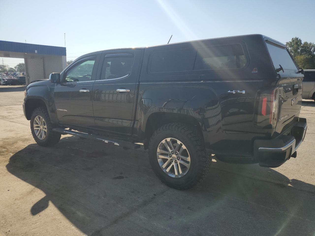 GMC CANYON SLT