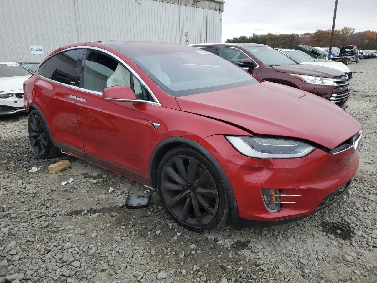 TESLA MODEL X