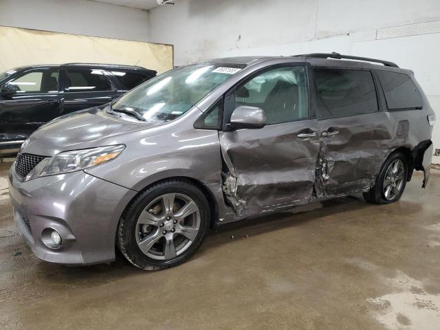 Global Auto Auctions: 2017 TOYOTA SIENNA SE