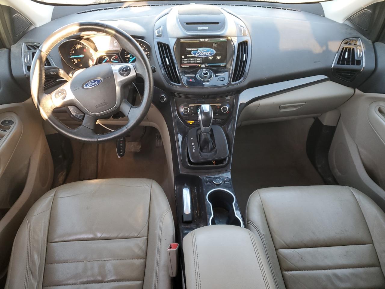 FORD ESCAPE TITANIUM