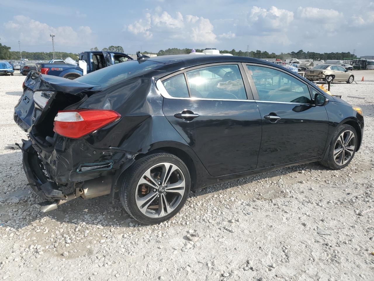KIA FORTE EX