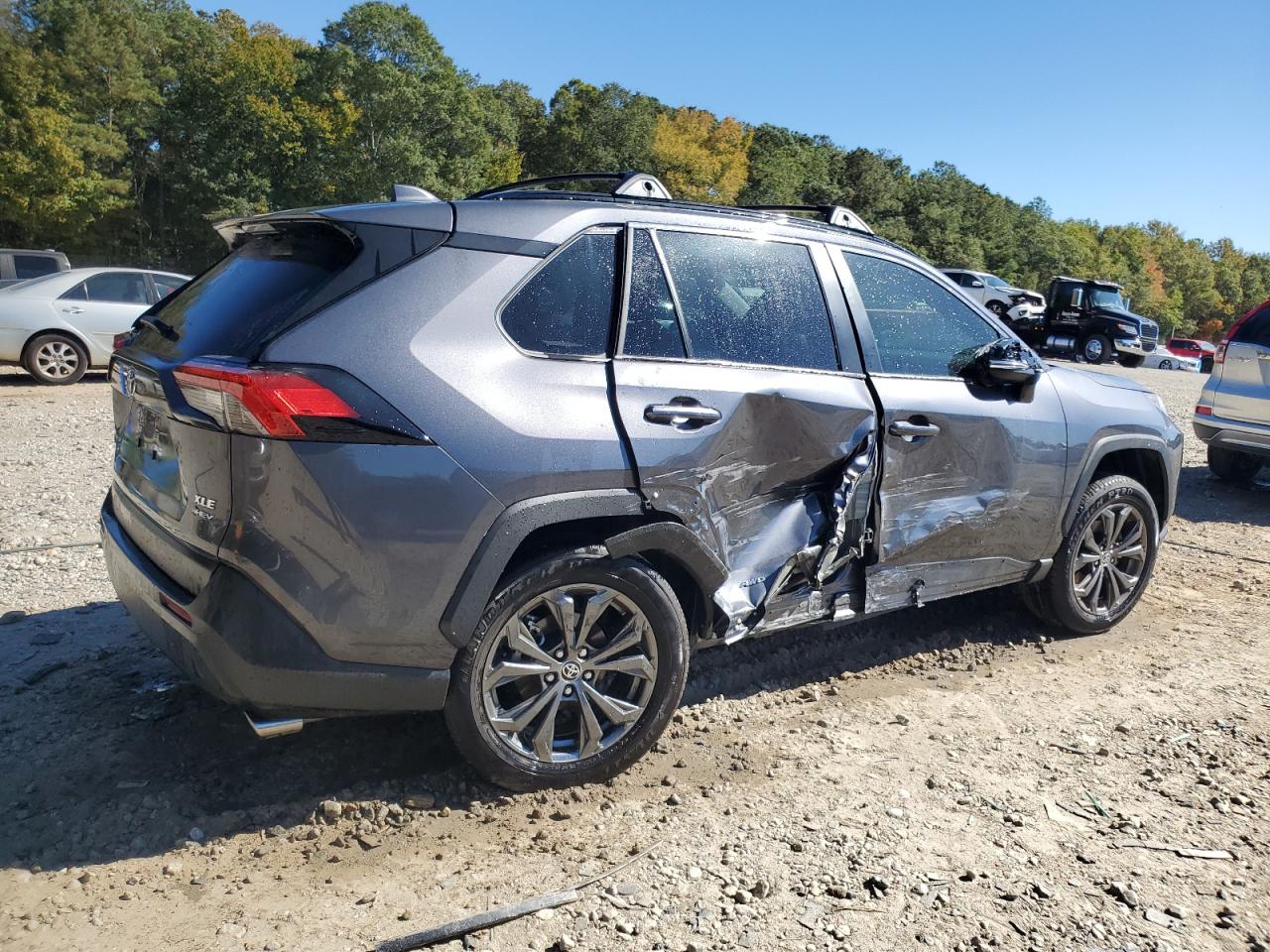 TOYOTA RAV4 XLE PREMIUM