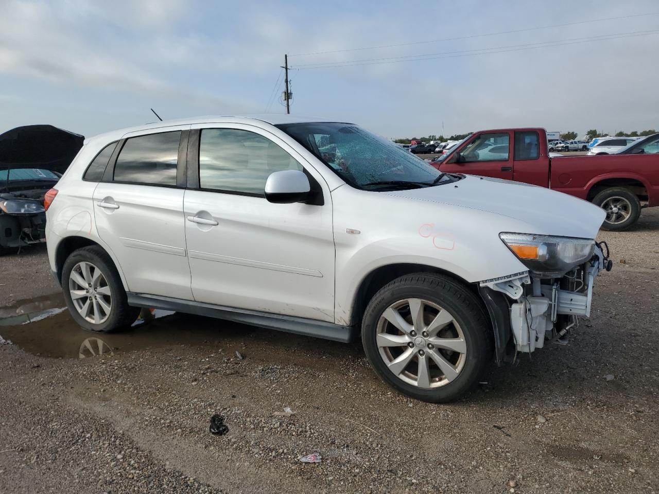 MITSUBISHI OUTLANDER ES