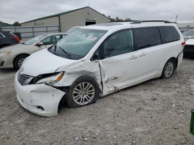 Global Auto Auctions: 2014 TOYOTA SIENNA XLE
