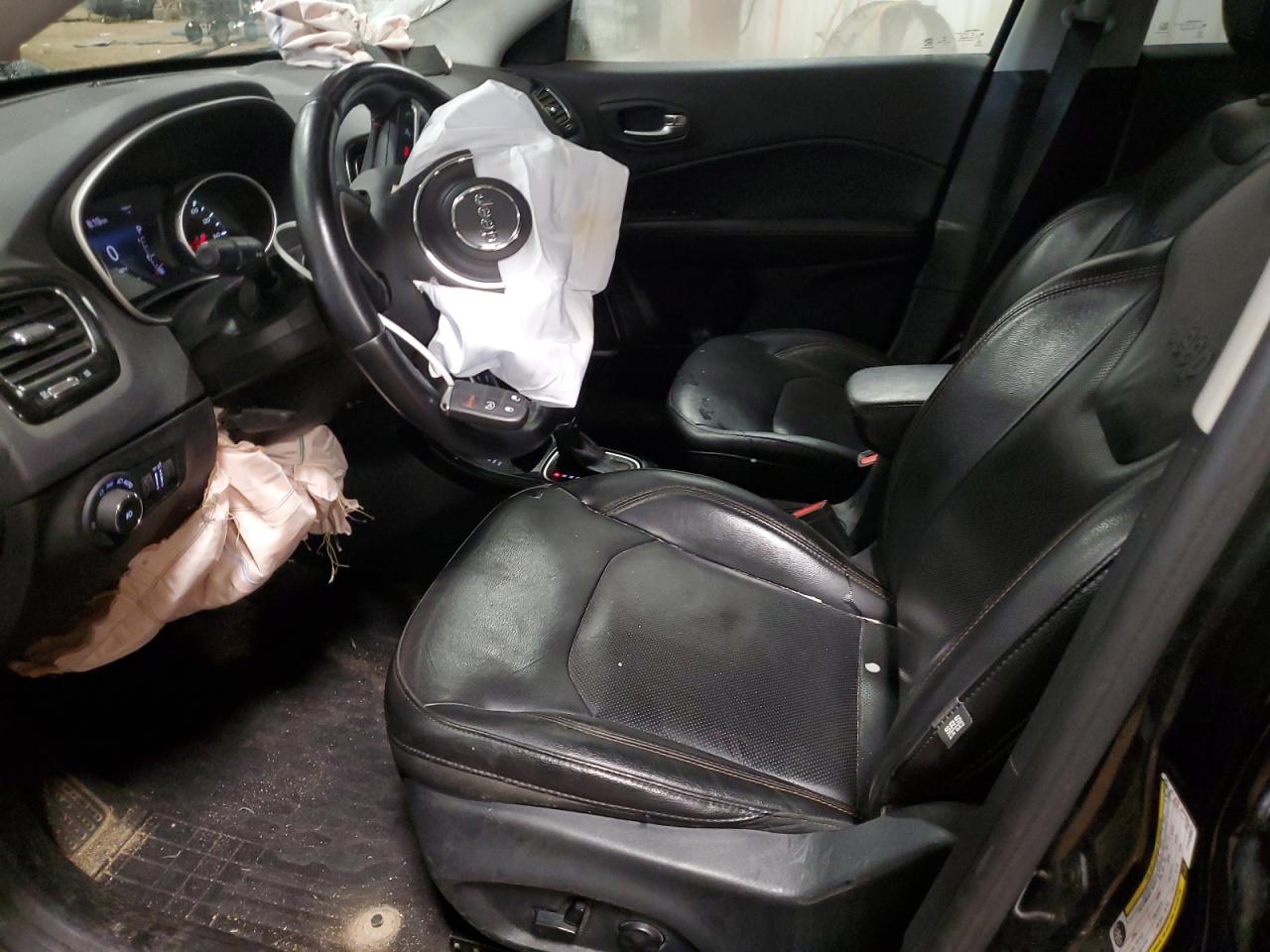 Lot #3303663940 2018 JEEP COMPASS LI