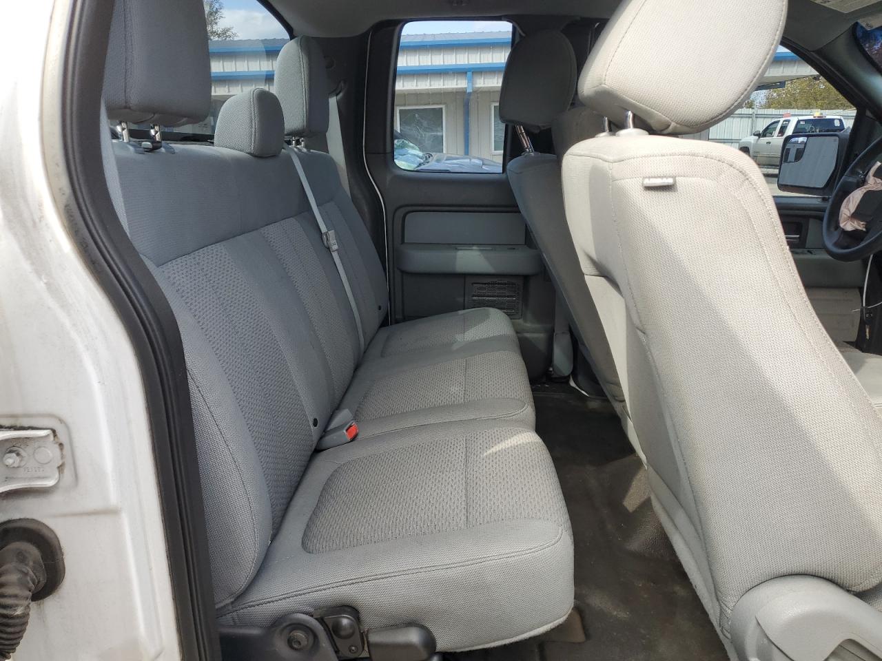 FORD F-150 SUPER CAB