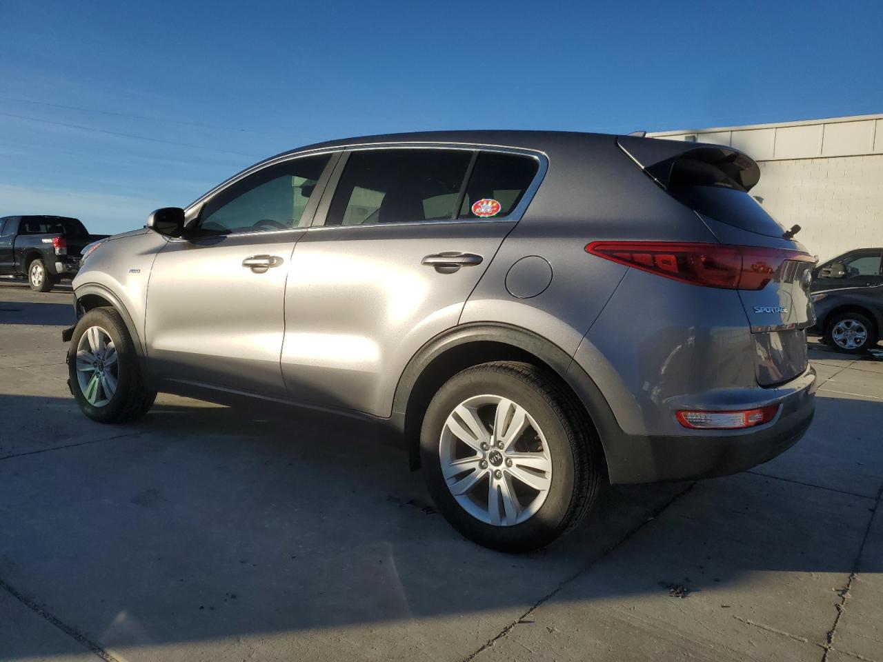 KIA SPORTAGE LX