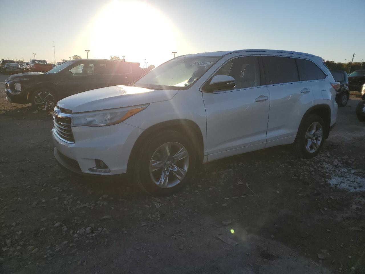 TOYOTA HIGHLANDER LIMITED
