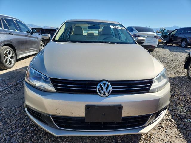 2014 VOLKSWAGEN JETTA SE - 3VWD07AJ5EM318036