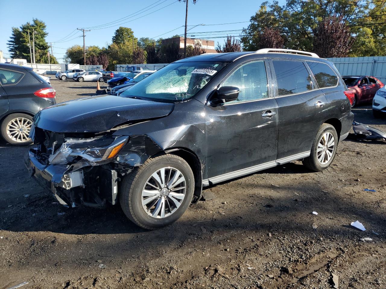 Lot #3318869932 2017 NISSAN PATHFINDER S
