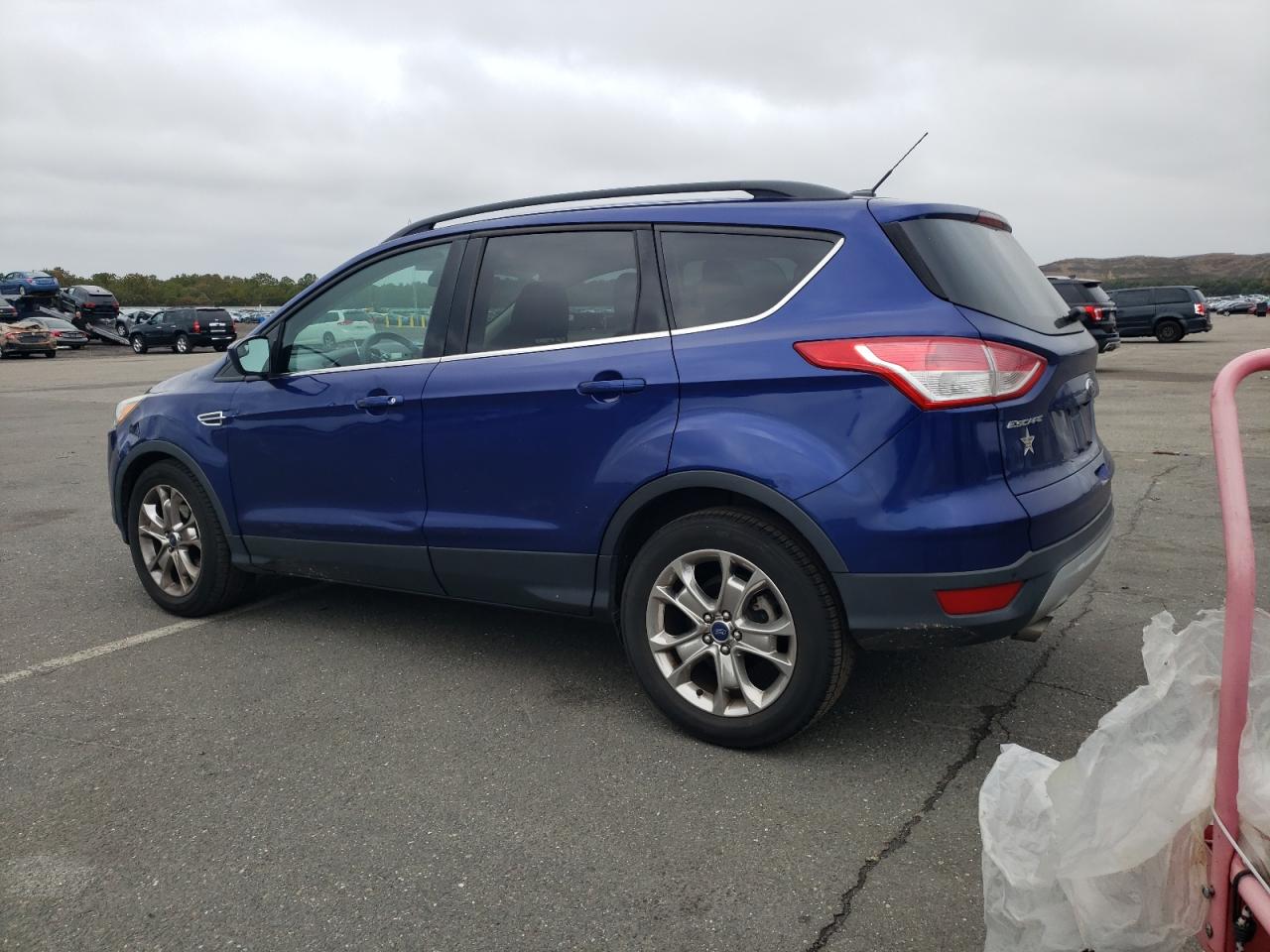 FORD ESCAPE SE