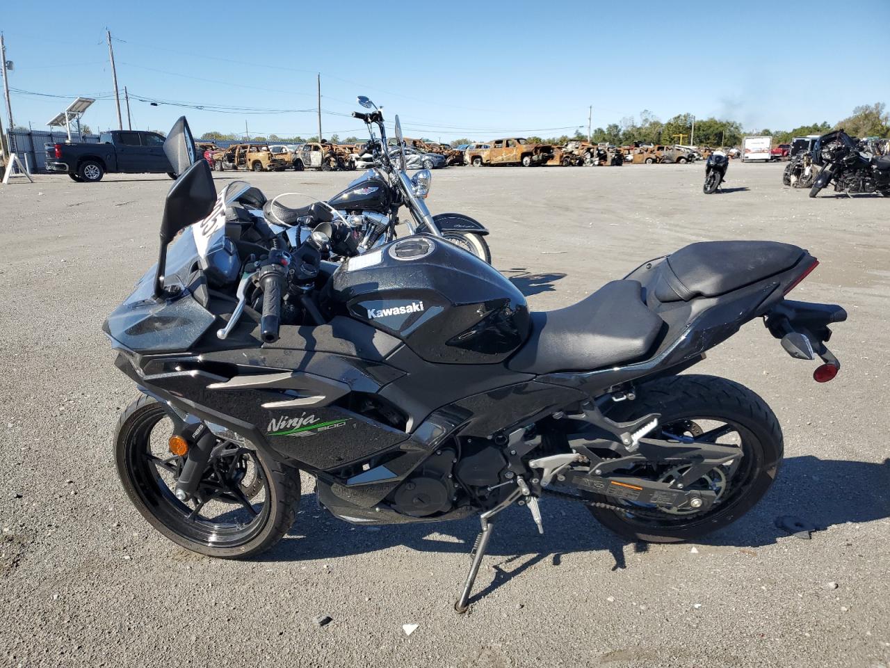 Lot #3285012956 2024 KAWASAKI EX500