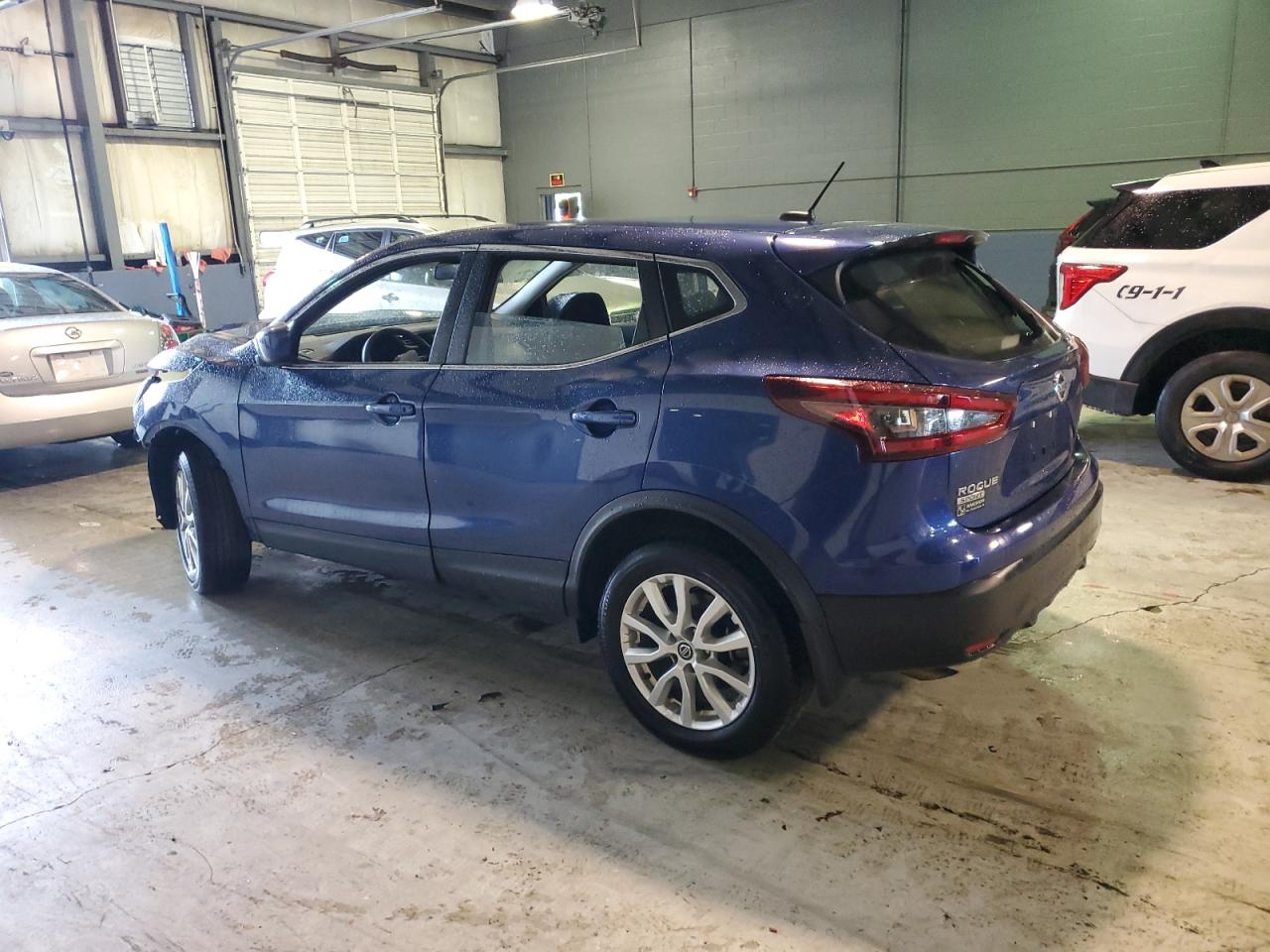 NISSAN ROGUE SPORT S