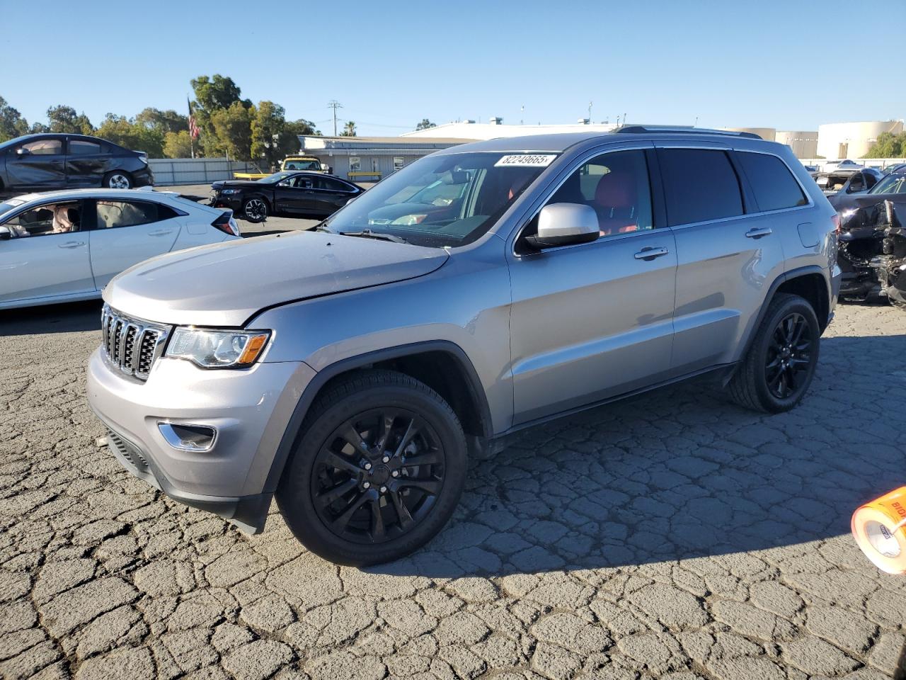 JEEP GRAND CHEROKEE LAREDO