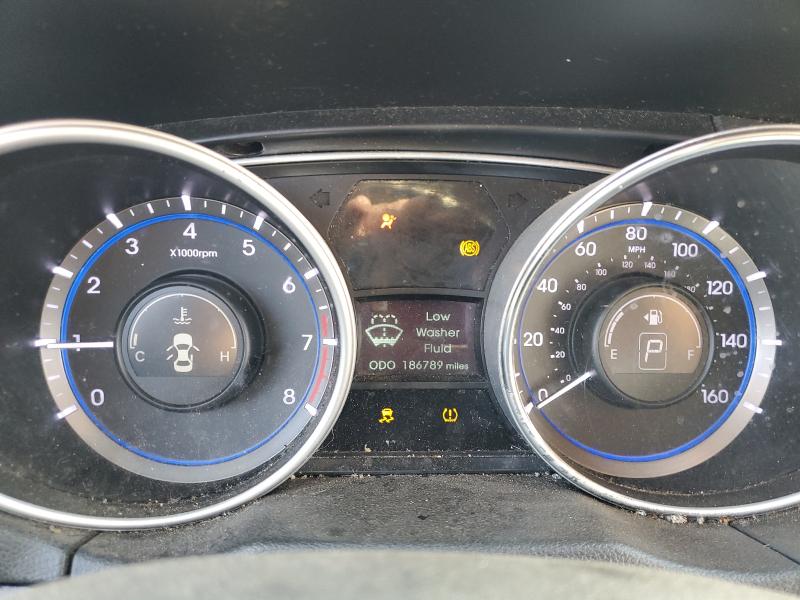 2011 HYUNDAI SONATA SE - 5NPEC4AC8BH060871