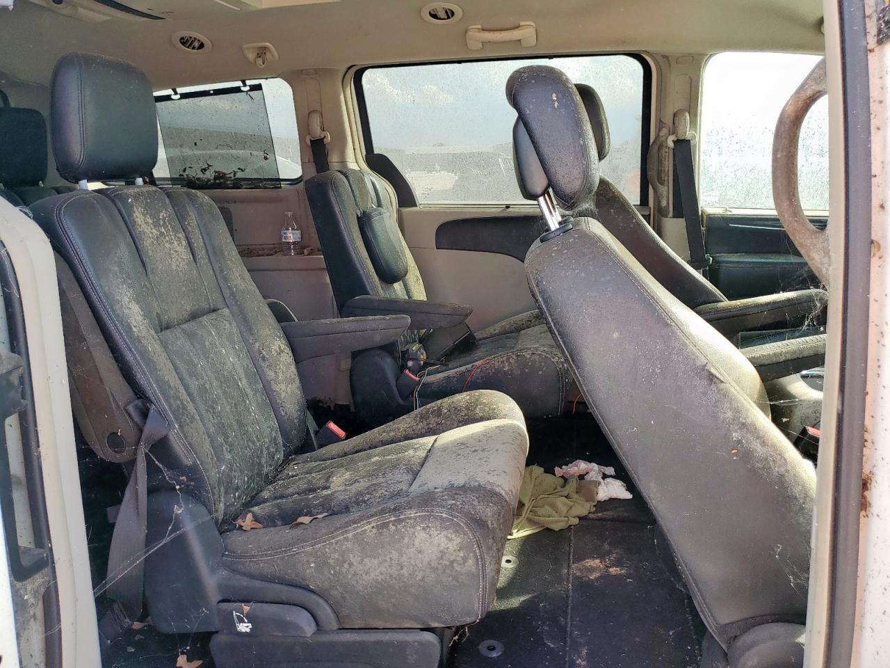 CHRYSLER TOWN & COUNTRY TOURING L