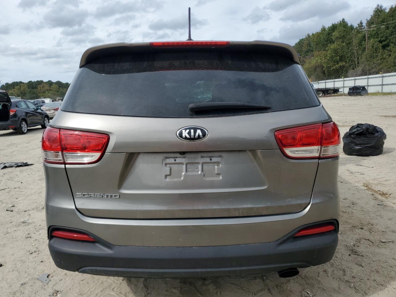 KIA SORENTO LX