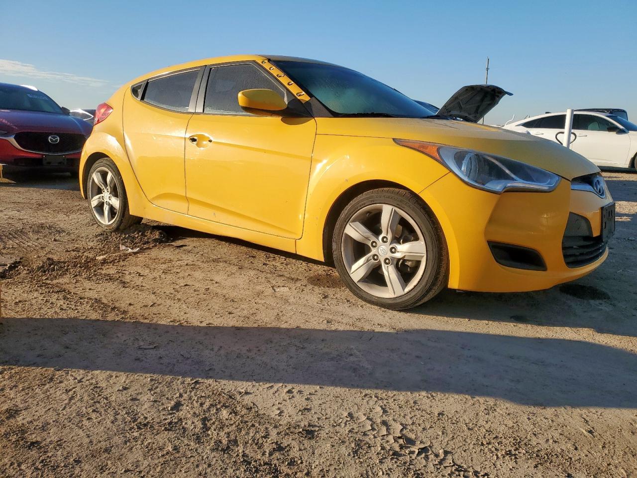 Lot #3317992900 2013 HYUNDAI VELOSTER