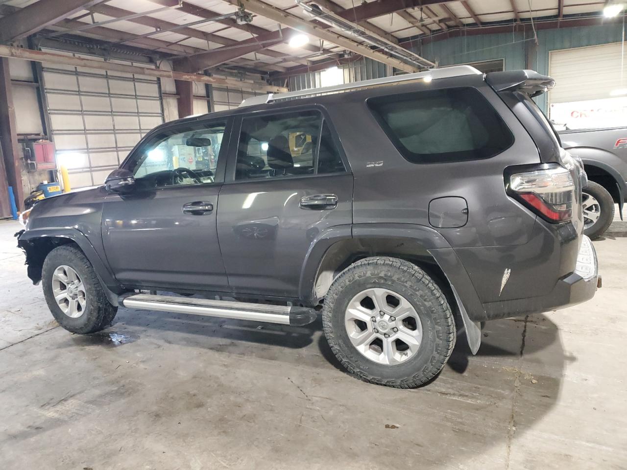 TOYOTA 4RUNNER SR5