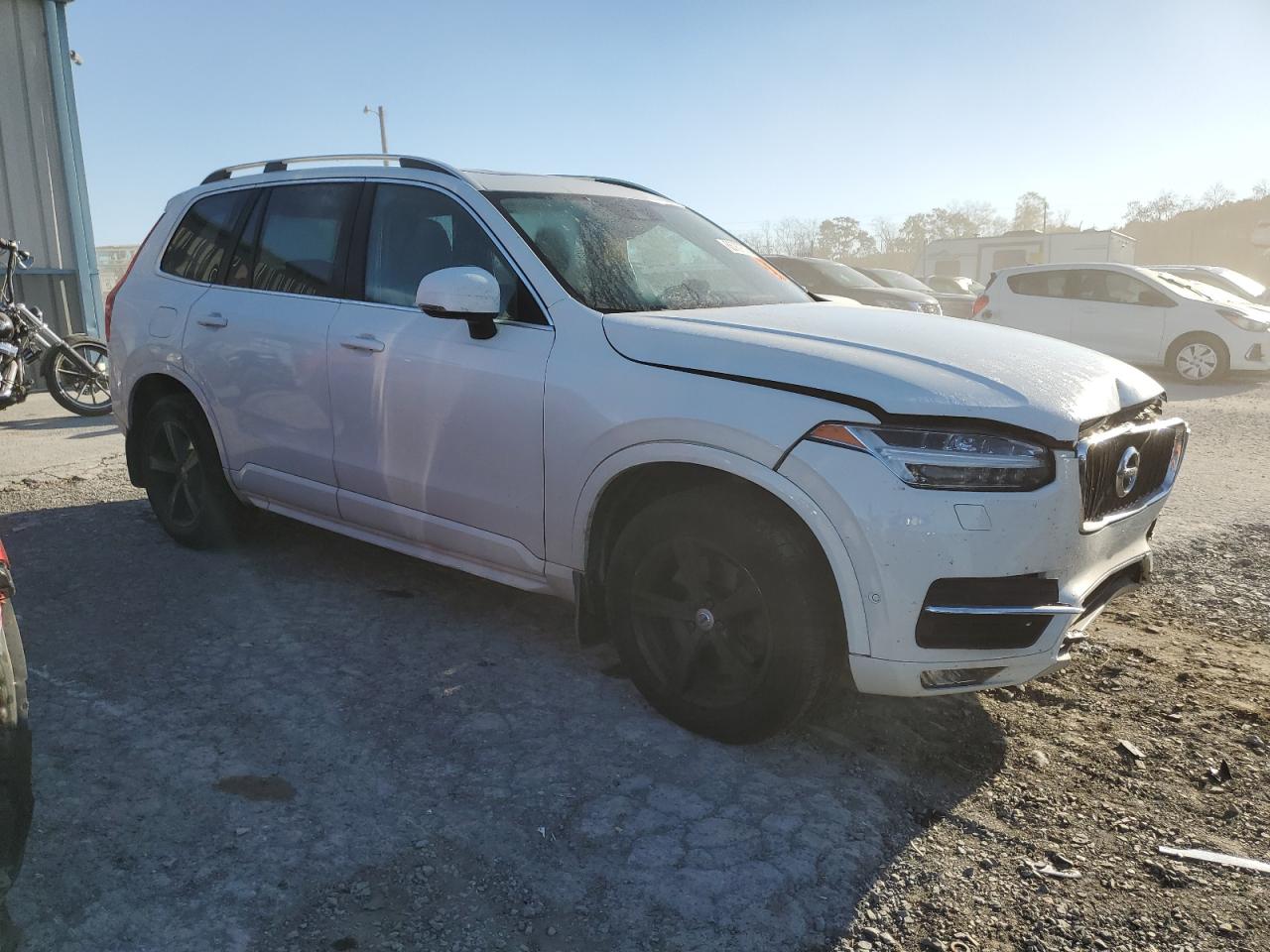 VOLVO XC90 T5
