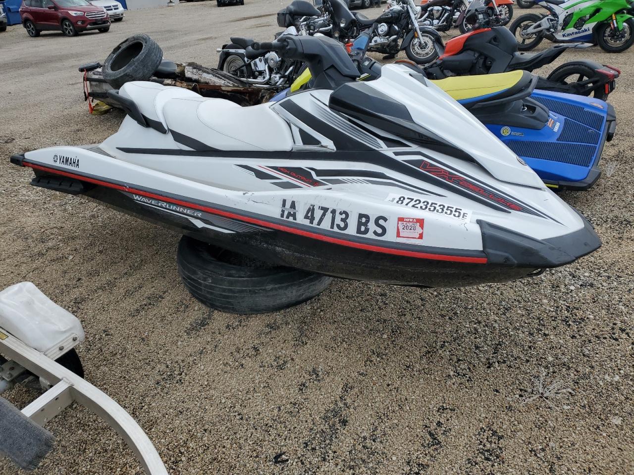 Lot #3280740569 2018 YAMAHA VX