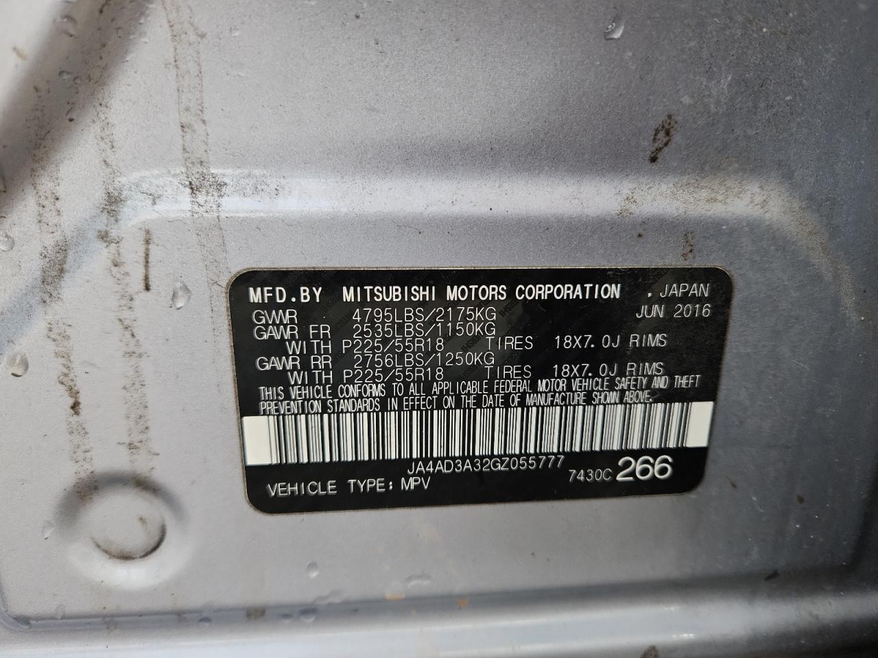 MITSUBISHI OUTLANDER SE