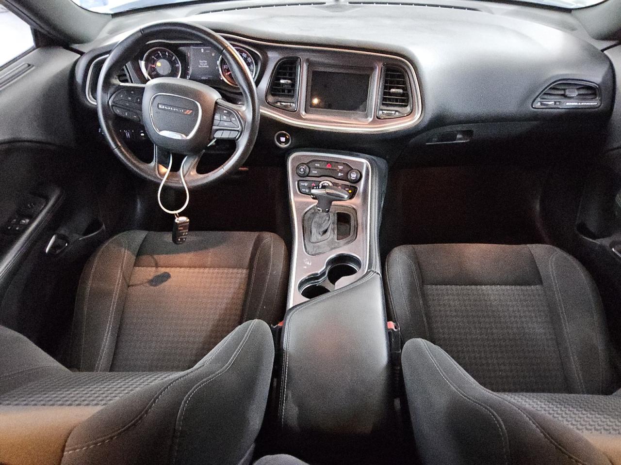 DODGE CHALLENGER SXT