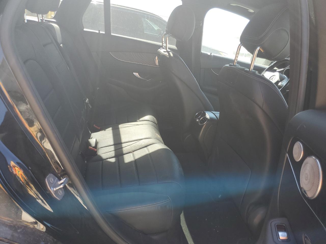 MERCEDES-BENZ GLC-CLASS 300 4MATIC