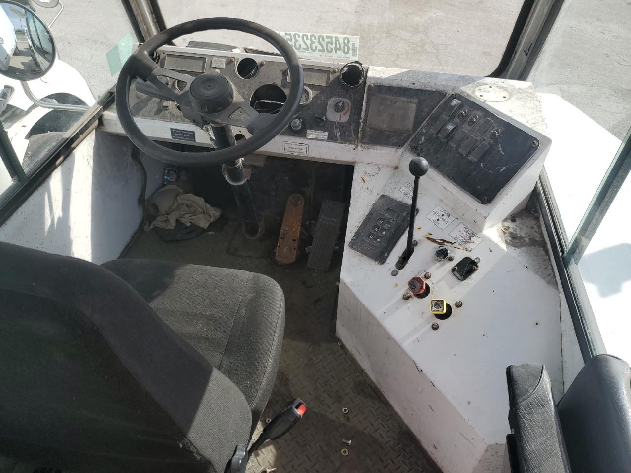 Lot #3263922116 2021 CAPT TJ5000