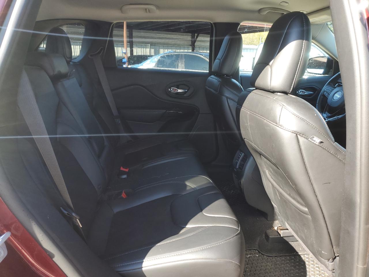 JEEP GRAND CHEROKEE LATITUDE PLUS