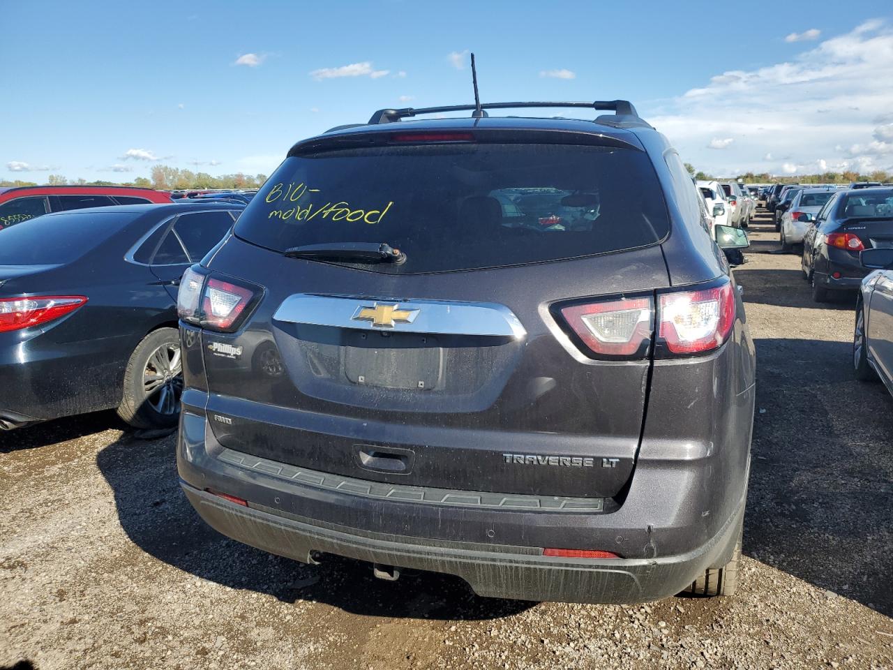 CHEVROLET TRAVERSE LT