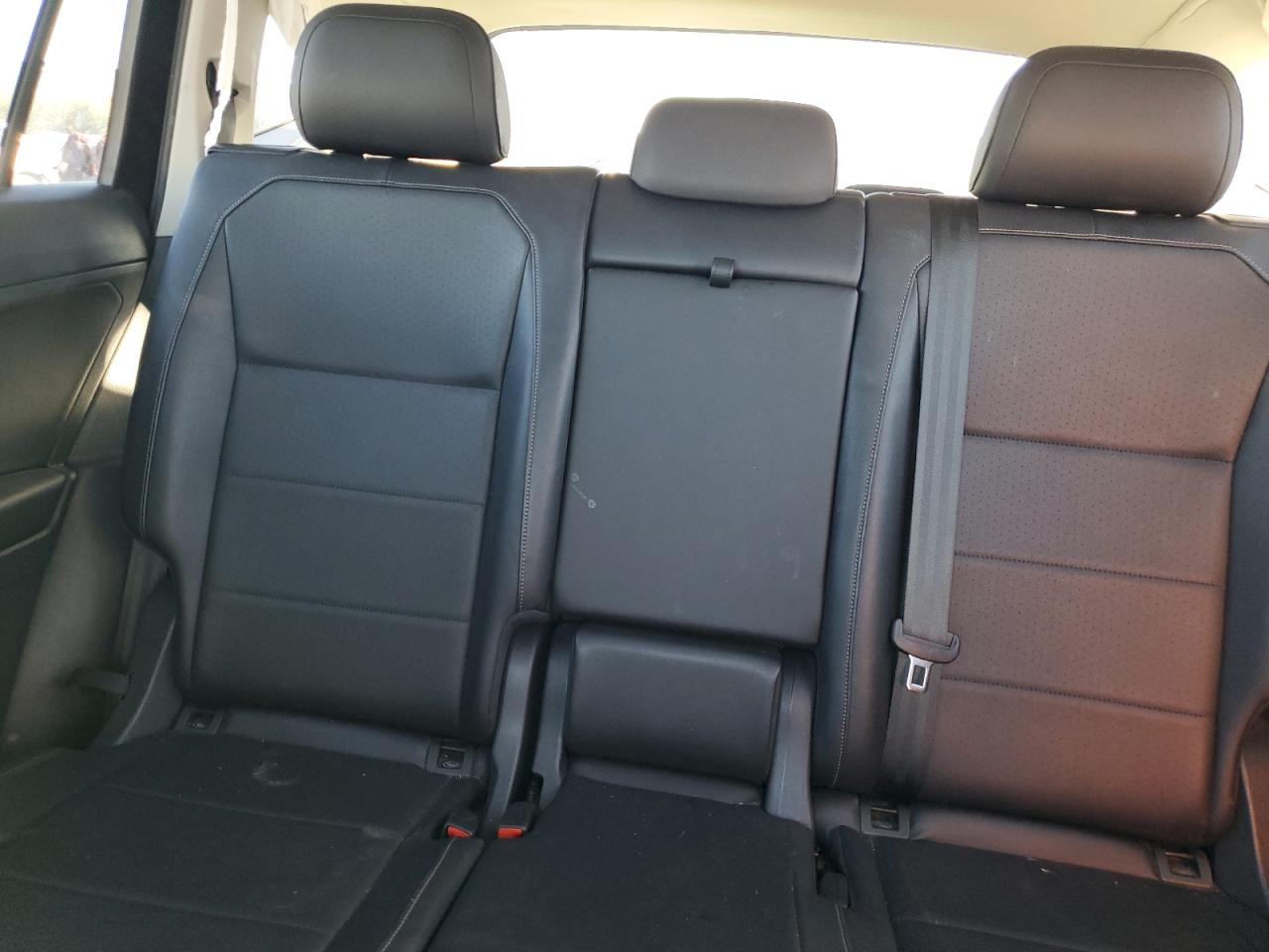 VOLKSWAGEN TIGUAN SE