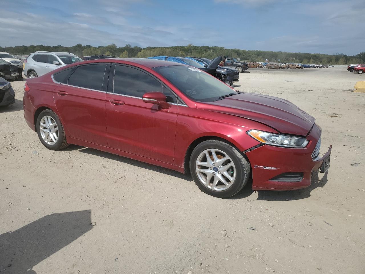 FORD FUSION SE