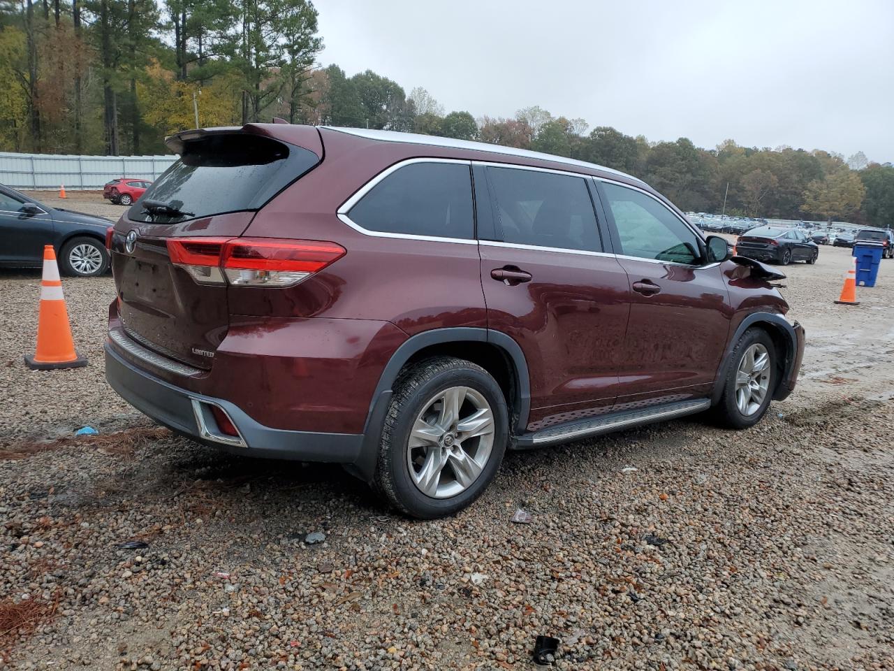 TOYOTA HIGHLANDER LIMITED