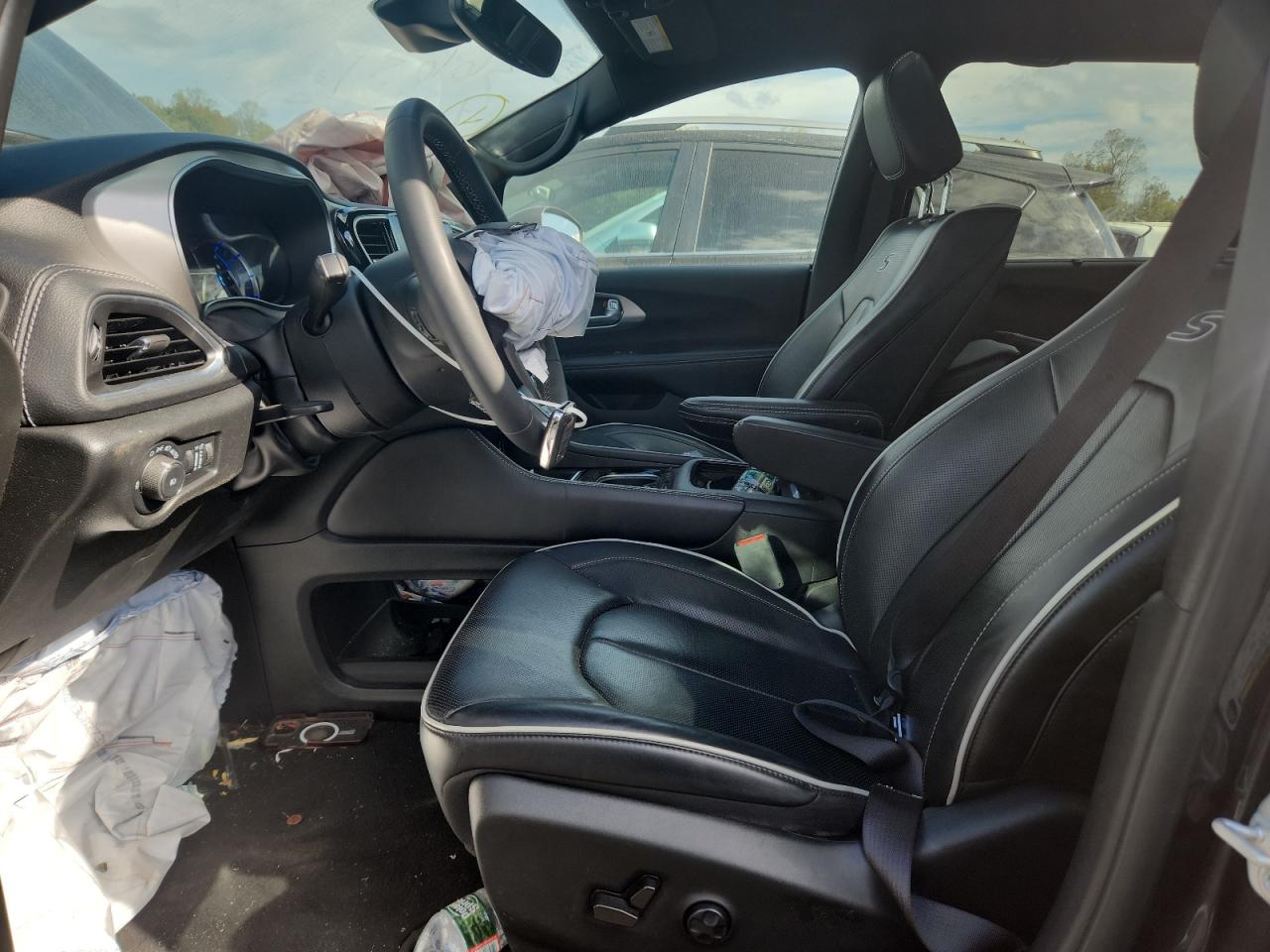 CHRYSLER PACIFICA HYBRID LIMITED