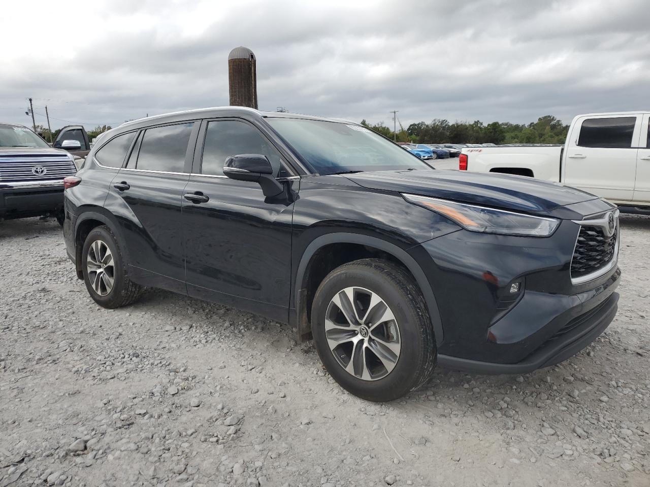 TOYOTA HIGHLANDER LE