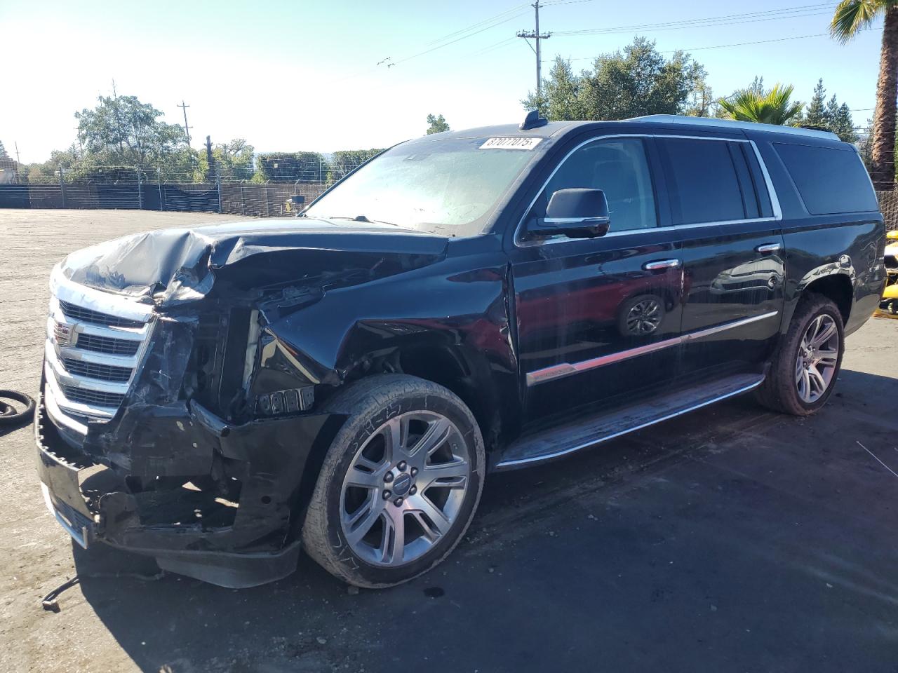 CADILLAC ESCALADE ESV PREMIUM LUXURY