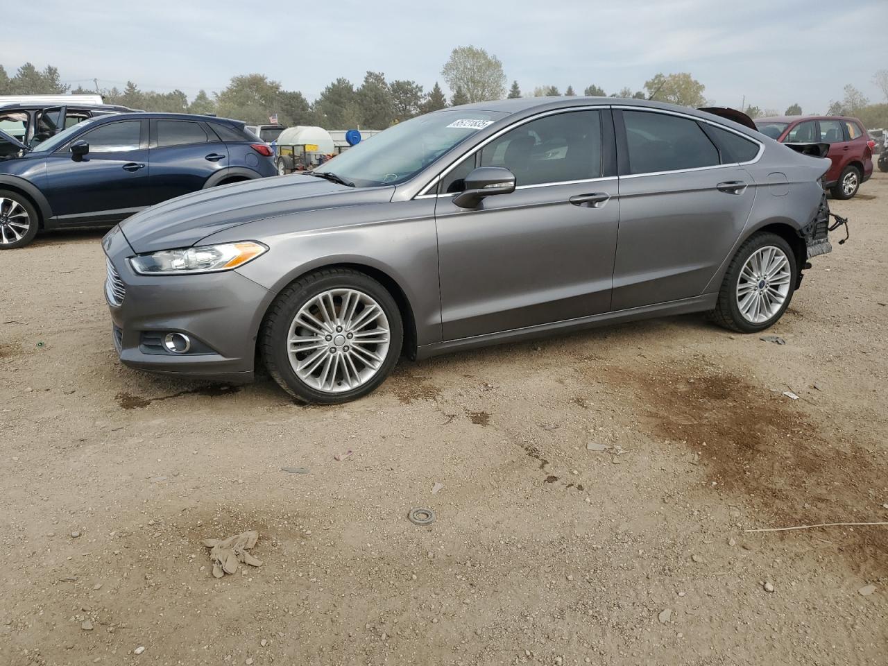 FORD FUSION SE