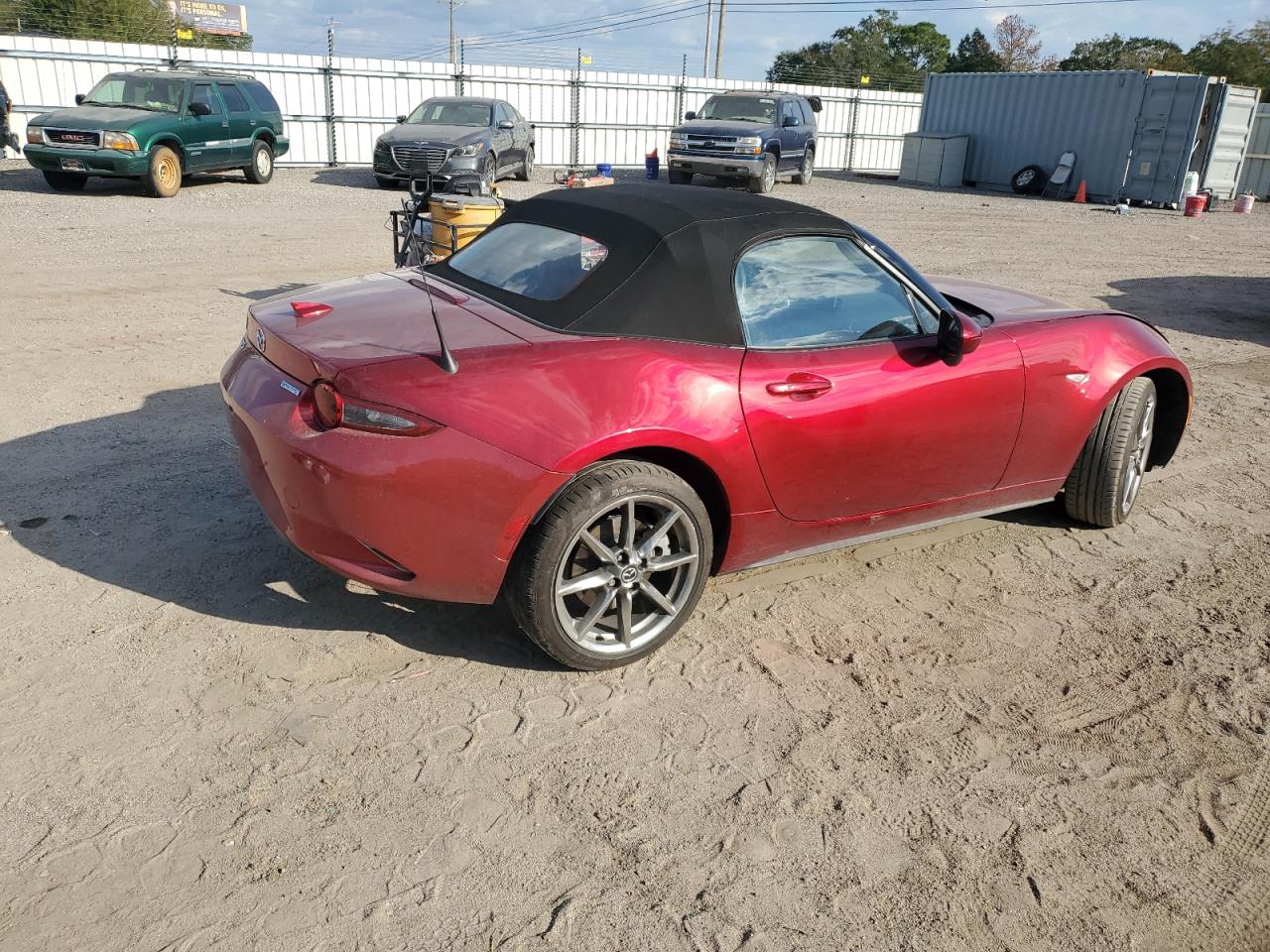 MAZDA MX-5 GRAND TOURING