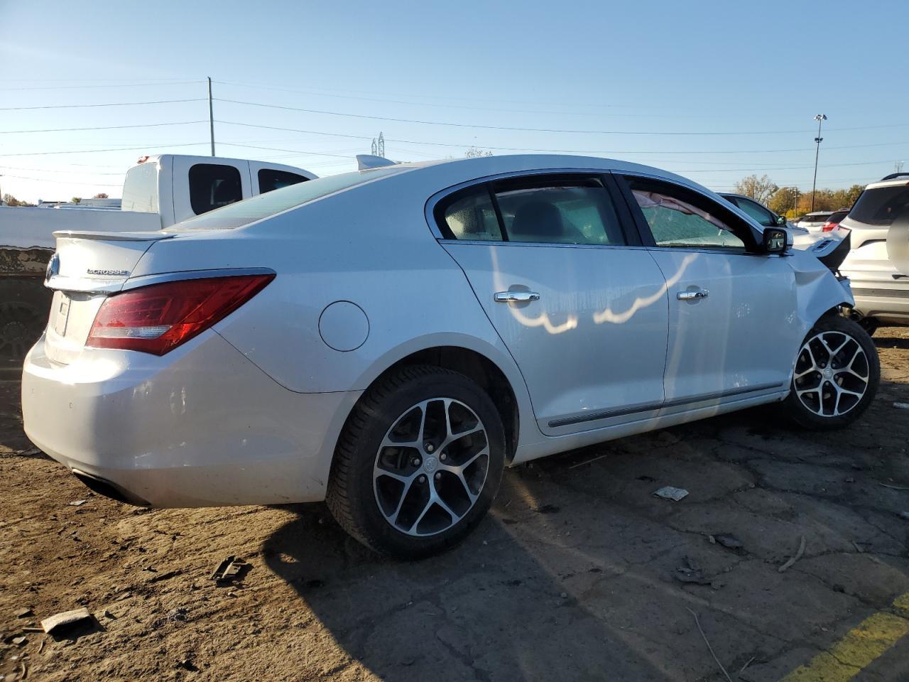 BUICK LACROSSE SPORT TOURING