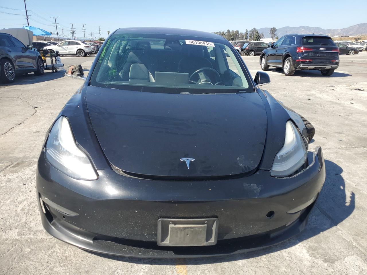 Lot #3309605569 2018 TESLA MODEL 3