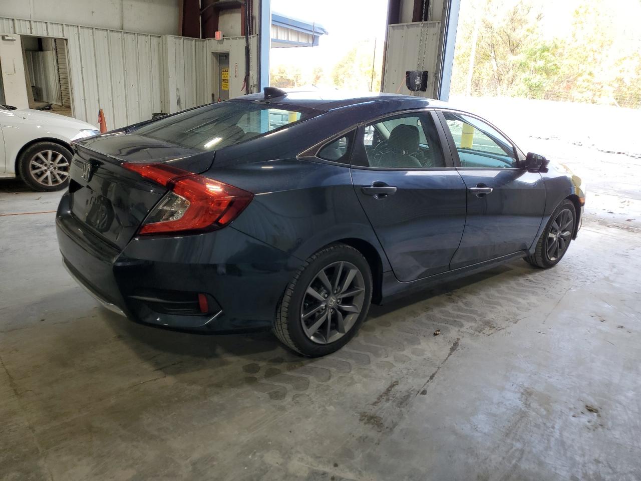 Lot #3302699020 2019 HONDA CIVIC EX